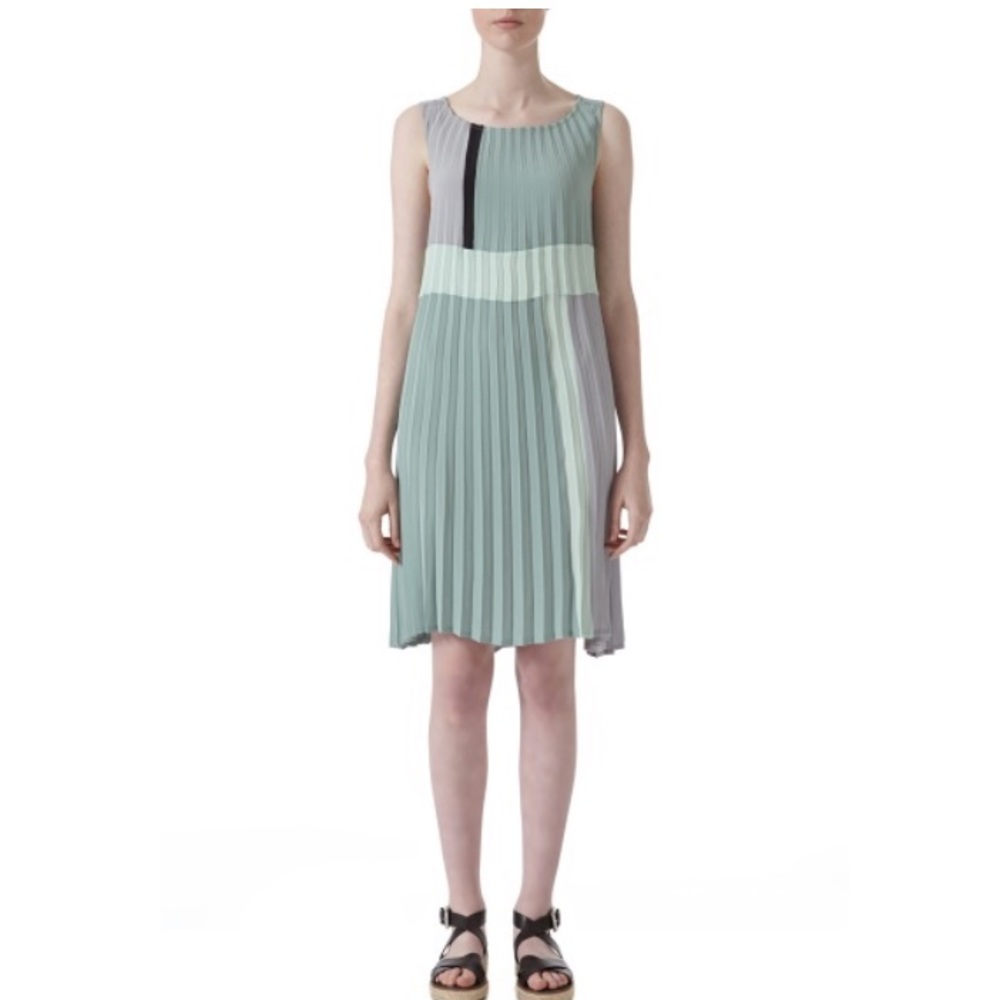 Babette • Color Block Sunburst Pleat Dress